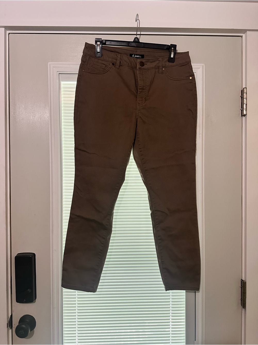d. jeans Women’s Skinny Jeans in Brown